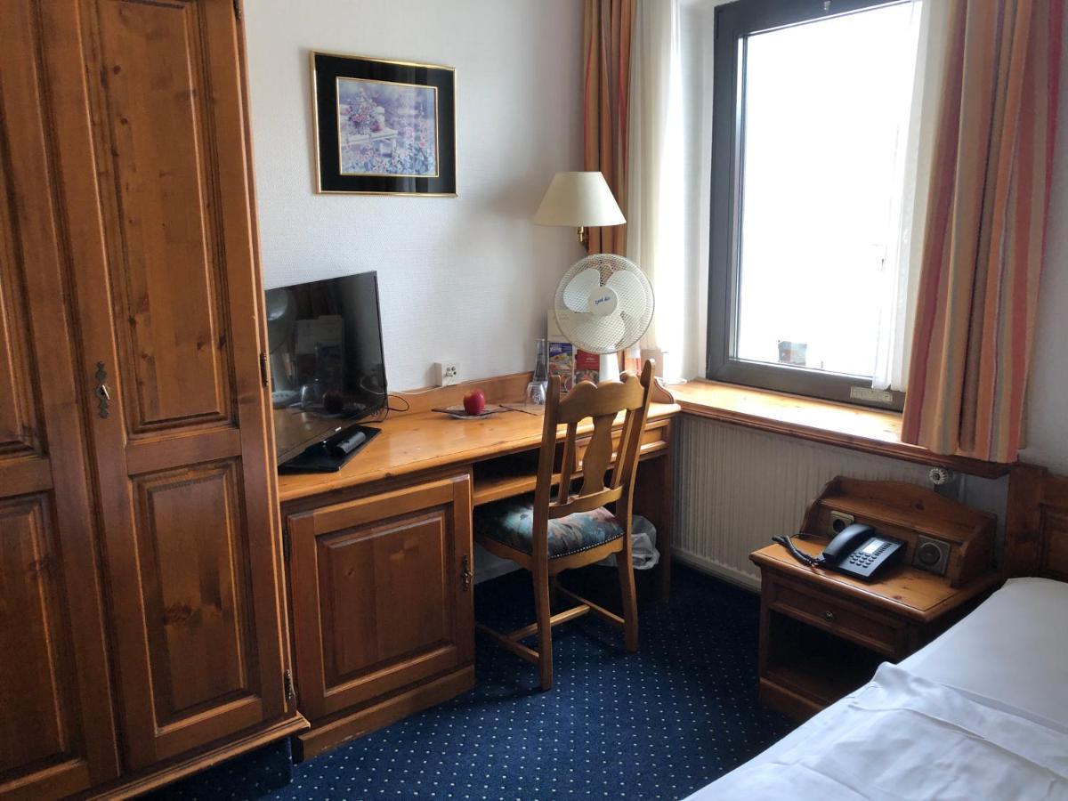بوخوم Hotel Restaurant Zum Neuling المظهر الخارجي الصورة